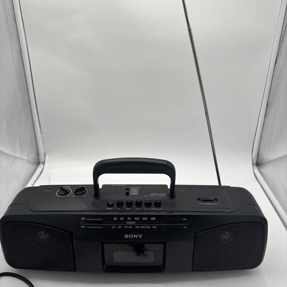 Vintage Sony CFS-204 Raido Dual Cassette Recorder  Boombox. Tape Needs Repair.